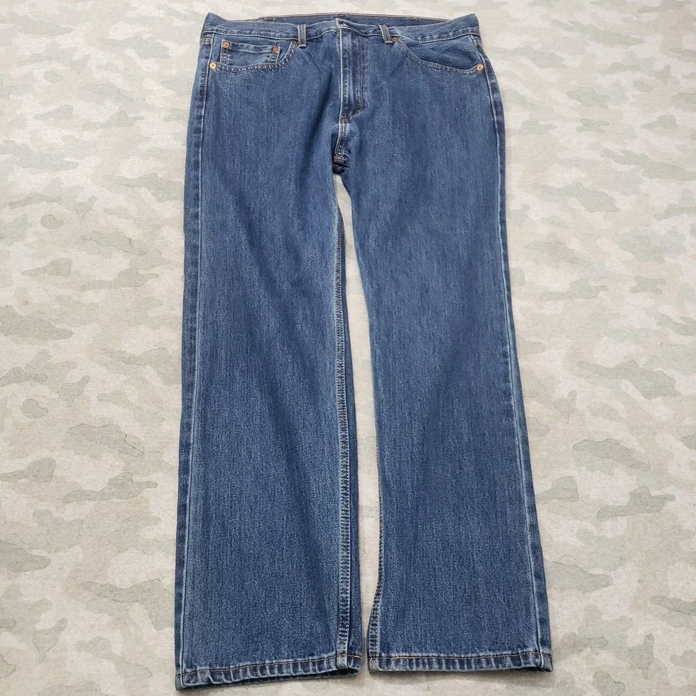 Levi's 505 Jeans Mens 38x30‎ Blue Straight Leg Denim Medium Wash